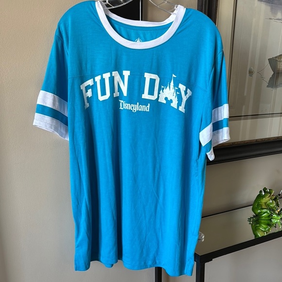Disney Tops - Disney Blue and White Short Sleeve Tee Vintage XL